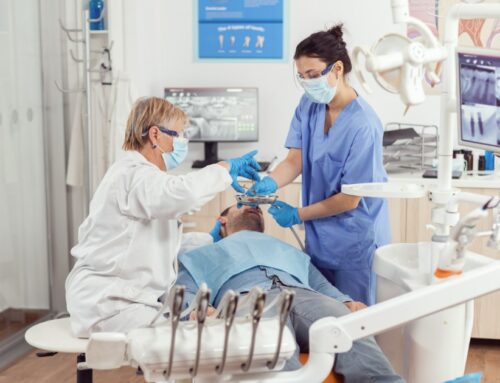 What Qualities Should a Dental Lab Technician Have.